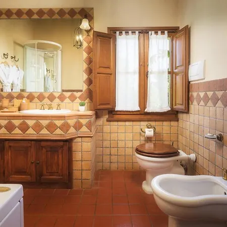 Sant'isidoro 8, Emma Villas *